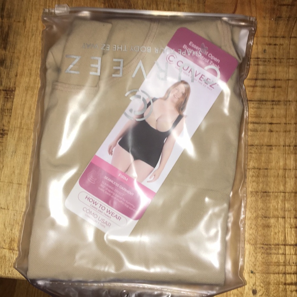 Bust control shape wear tank.